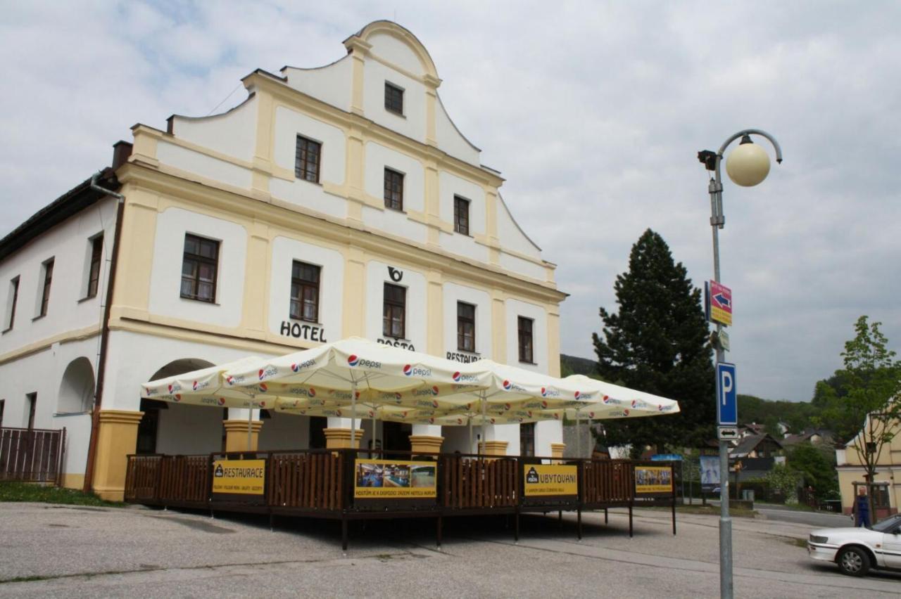 Hotel Posta Černý Dŭl Eksteriør billede
