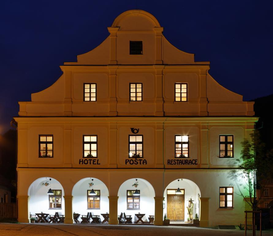 Hotel Posta Černý Dŭl Eksteriør billede