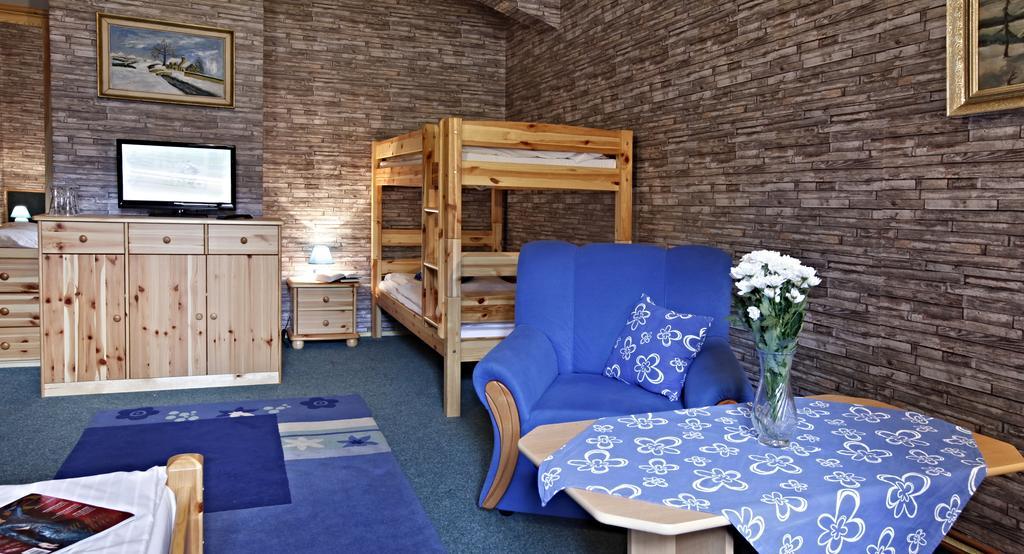 Hotel Posta Černý Dŭl Eksteriør billede