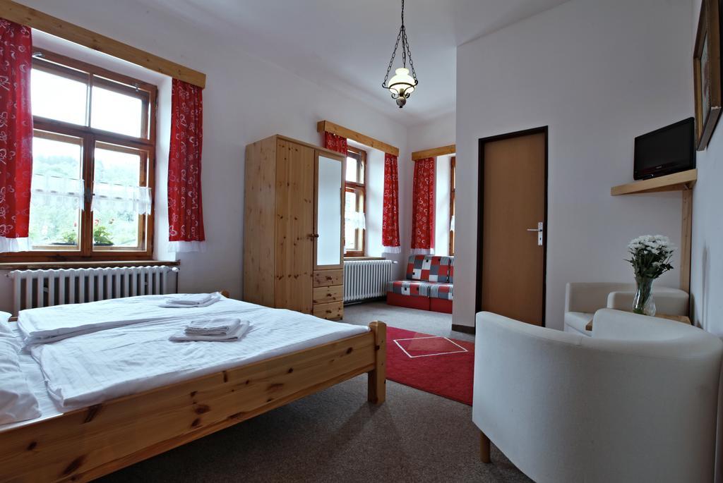 Hotel Posta Černý Dŭl Eksteriør billede