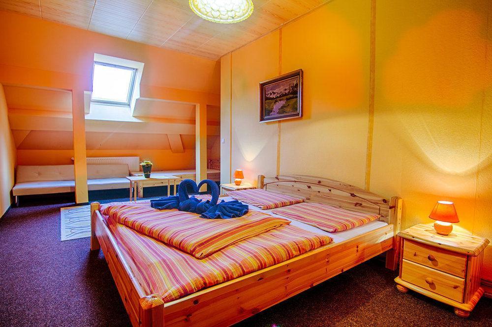 Hotel Posta Černý Dŭl Eksteriør billede