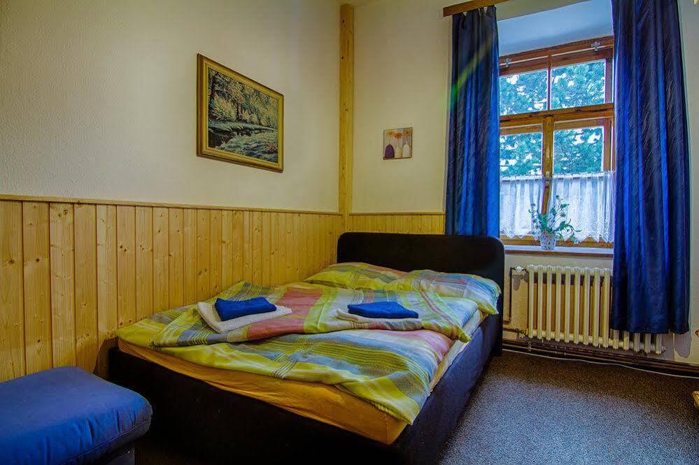 Hotel Posta Černý Dŭl Eksteriør billede